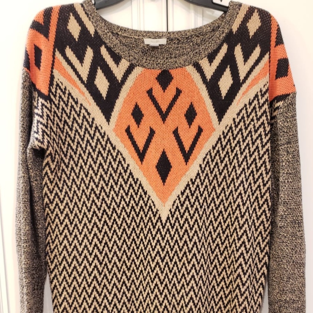 3/$25 Ecote Scoop Neck Sweater Geometric Pattern M